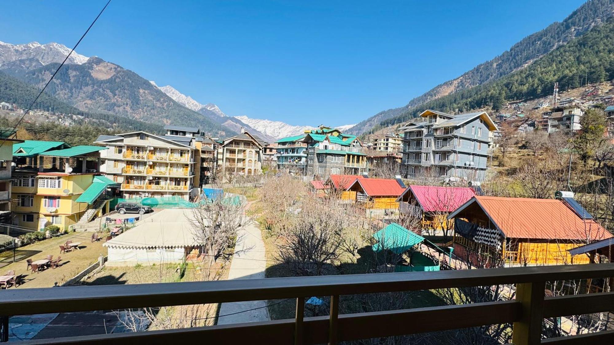 Готель The Midnight Garden Manali Екстер'єр фото
