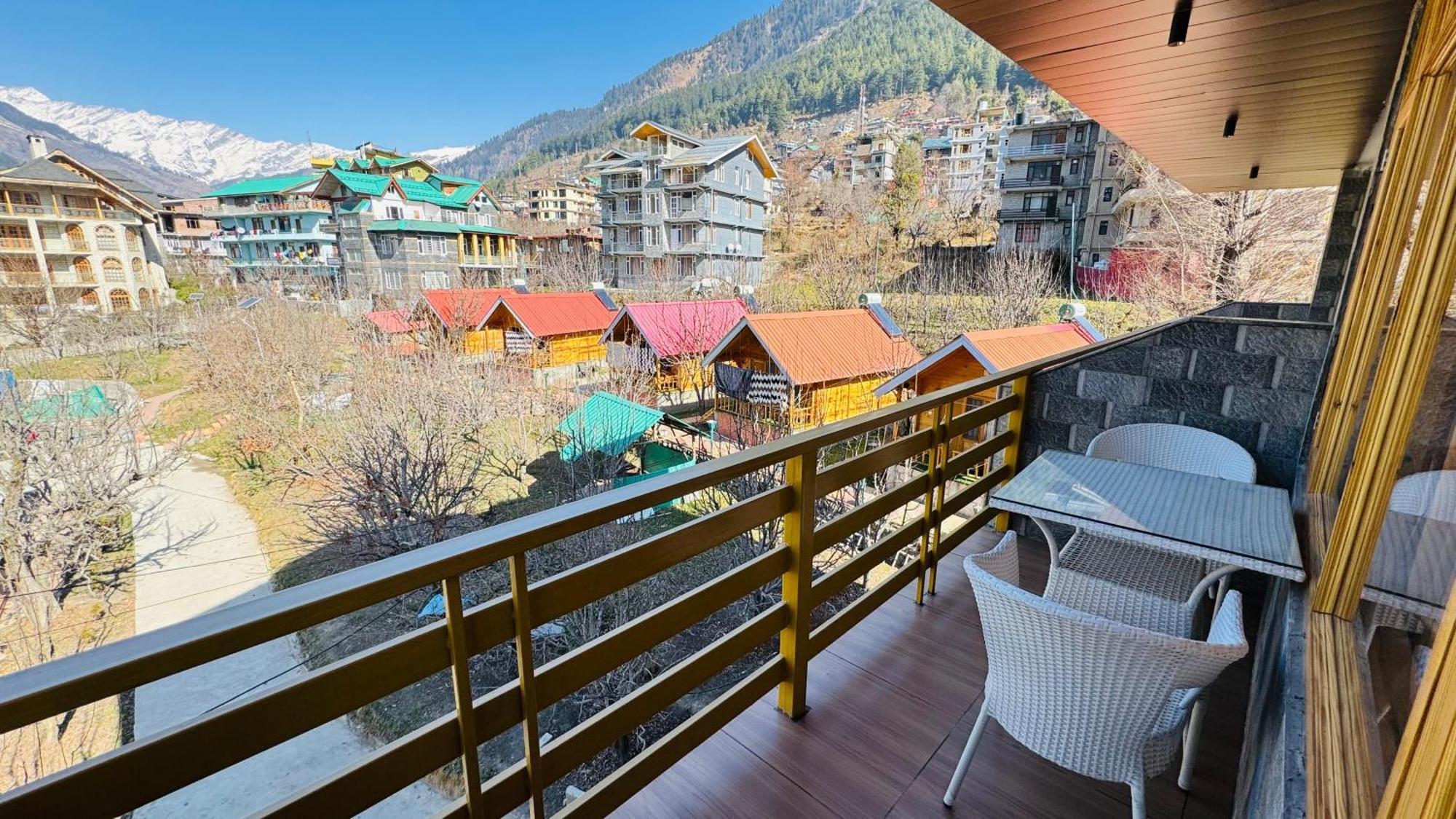 Готель The Midnight Garden Manali Екстер'єр фото