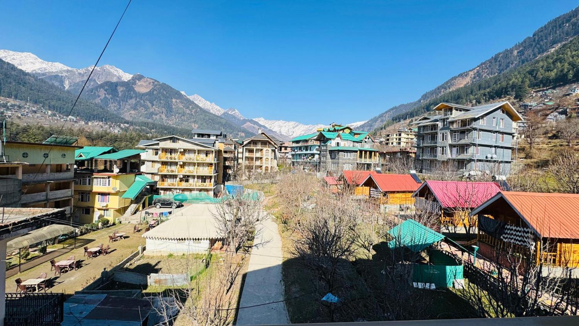 Готель The Midnight Garden Manali Екстер'єр фото